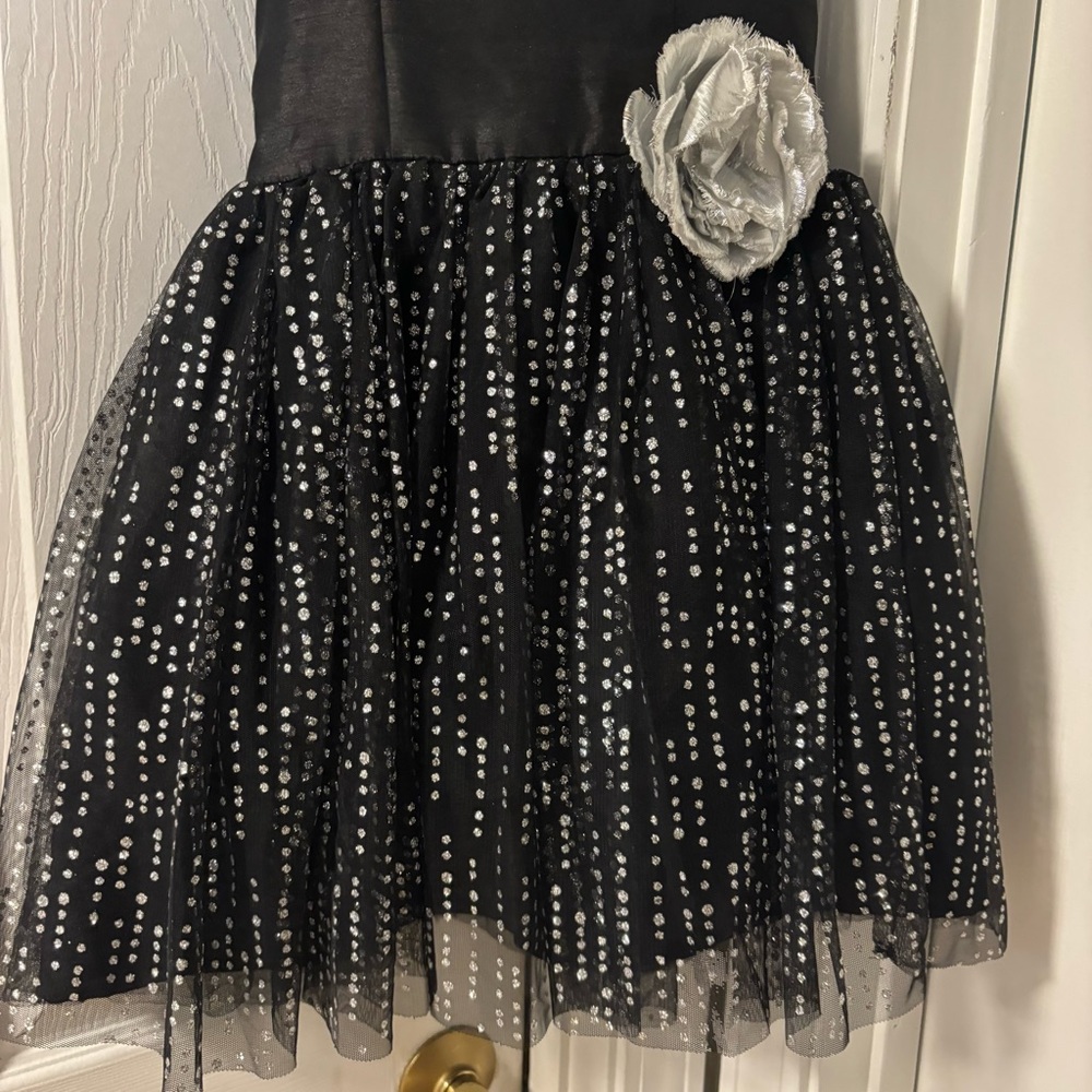 Pinky Girls Black and Silver Sleeveless Occasion Dress Size 7 - Picture 3 of 9